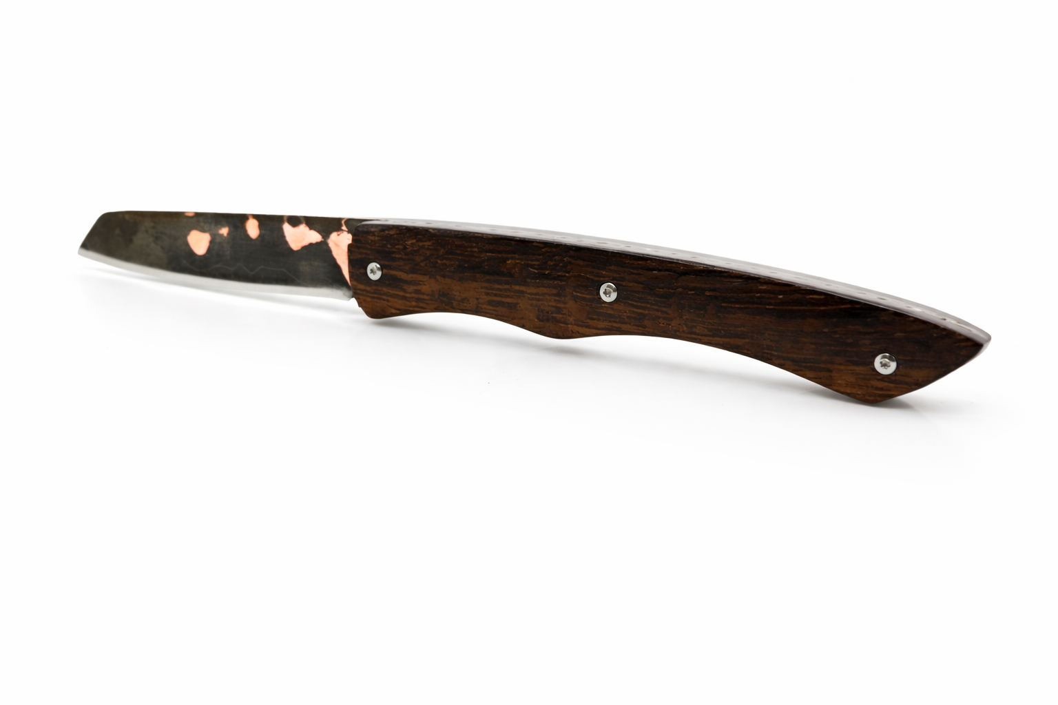Couteau cran plat. L'ISAER Cu Mai
